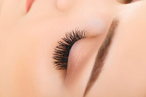Flat lashes, Groove lashes and Ellipse Lashes with Split Tip