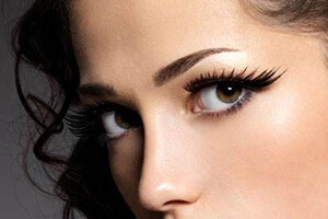 How to choose strip false lashes?
