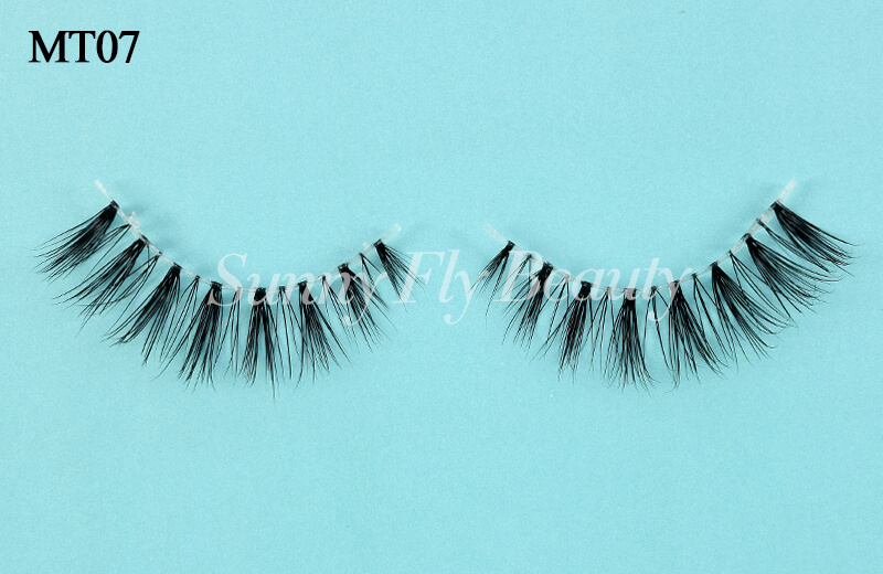 mt07-clear-band-mink-lashes-01.jpg